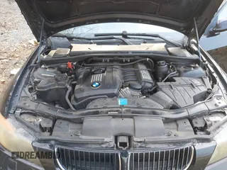 2008 BMW 3 Series 328xi with VIN WBAVC93508K043288, listed as a IAAI auction lot 42060130 with 183,882 mi miles. Bid and sale history available at carsss.com. Image 10.