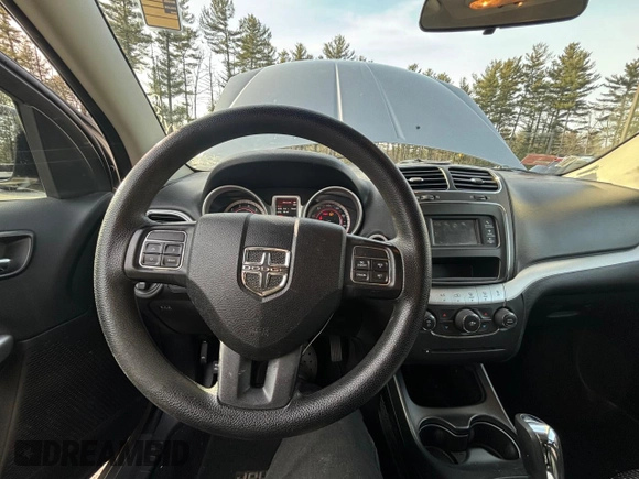 2017 Dodge Journey SXT z VIN 3C4PDDBG5HT578436, wystawiony jako Copart lot #49519165 z przebiegiem 70 111 mil mil oraz Czysty tytuł • Clean title. Historia ofert i sprzedaży dostępna na DreamBid. Obrazek 9.