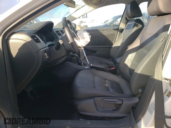 2012 Volkswagen Jetta SE z VIN 3VWDP7AJ4CM324516, wystawiony jako Copart lot #80659764 z przebiegiem 112 600 mil mil oraz Szkoda całkowita • Salvage title. Historia ofert i sprzedaży dostępna na DreamBid. Obrazek 7.