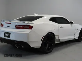 2017 Chevrolet Camaro 2SS with VIN 1G1FH1R75H0101841, listed as a Copart auction lot 54442465 with 94,969 mi miles and Salvage Title. Bid and sale history available at carsss.com. Image 3.