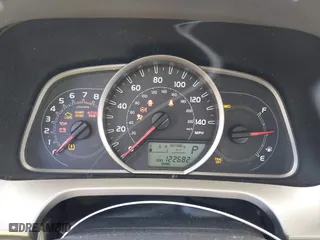 2014 Toyota RAV4 XLE with VIN 2T3RFREV1EW140141, listed as a IAAI auction lot 41612133 with 122,682 mi miles. Bid and sale history available at carsss.com. Image 7.