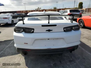 2024 Chevrolet Camaro 2LT with VIN 1G1FD1RS2R0115603, listed as a Copart auction lot 50968725 with 9,202 mi miles and Salvage Title. Bid and sale history available at carsss.com. Image 6.