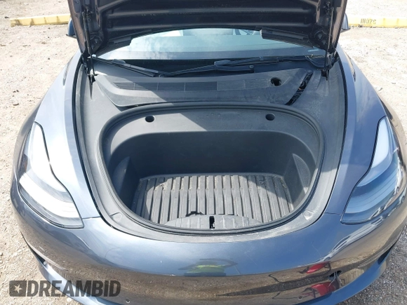 2023 Tesla Model 3 z VIN 5YJ3E1EAXPF414646, wystawiony jako IAAI lot #39514743 z przebiegiem 10 529 mil mil oraz . Historia ofert i sprzedaży dostępna na DreamBid. Obrazek 10.