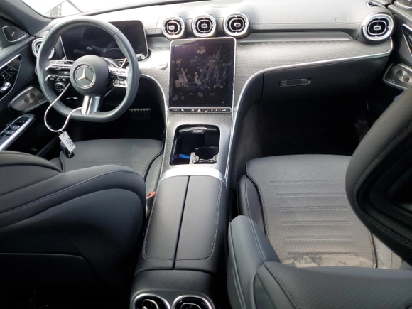2024 Mercedes-Benz C 300 z VIN W1KAF4GB6RR202180, wystawiony jako Copart lot #51359865 z przebiegiem Nie podano mil oraz Szkody całkowita. Historia ofert i sprzedaży dostępna na DreamBid. Obrazek 8.
