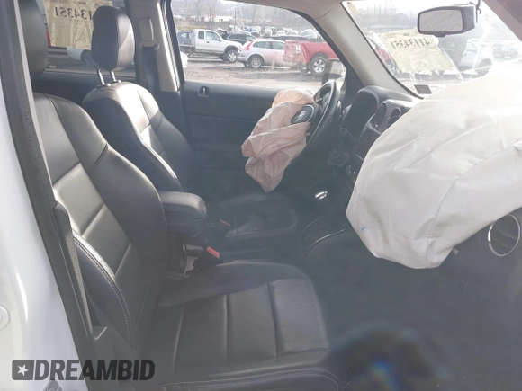 2015 Jeep Patriot High Altitude with VIN 1C4NJRFB7FD417682, listed as a IAAI auction lot 41134351 with 102,729 mi miles and . Bid and sale history available at carsss.com. Image 5.