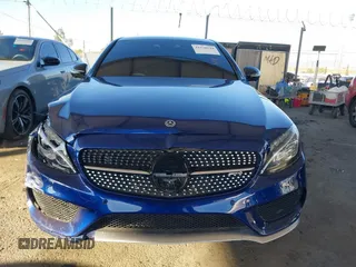 2018 Mercedes-Benz C 43 AMG z VIN 55SWF6EB5JU244735, wystawiony jako IAAI lot #41338244 z przebiegiem 57 513 mil mil oraz . Historia ofert i sprzedaży dostępna na DreamBid. Obrazek 12.