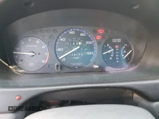 1998 Honda Civic LX with VIN 2HGEJ6673WH515915, listed as a Copart auction lot 52403795 with 224,174 mi miles and Salvage Title. Bid and sale history available at DreamBid. Image 9.