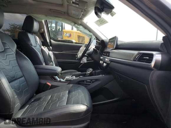 2021 Kia Telluride SX with VIN 5XYP5DHC6MG186195, listed as a Copart auction lot 59906235 with 77,626 mi miles and Salvage title. Bid and sale history available at DreamBid. Image 7.