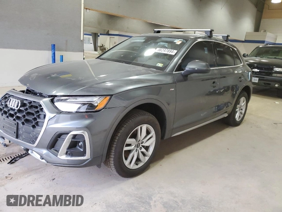 2024 Audi Q5 S line Premium with VIN WA1GAAFY2R2070562, listed as a Copart auction lot 86247894 with 2,437 mi miles and Salvage Title. Bid and sale history available at carsss.com. Image 1.