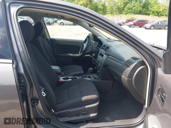 2011 Ford Fusion Hybrid with VIN 3FADP0L32BR132155, listed as a IAAI auction lot 42196233 with 77,900 mi miles and . Bid and sale history available at DreamBid. Image 5.