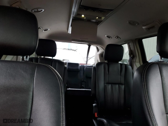 2016 Chrysler Town & Country Touring with VIN 2C4RC1BG9GR231090, listed as a Copart auction lot 82591964 with 176,798 mi miles and Salvage Title. Bid and sale history available at carsss.com. Image 10.