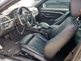 2015 BMW 4 Series 428i z VIN WBA3N3C50FK234690, wystawiony jako Copart lot #60149125 z przebiegiem 53 878 mil mil oraz Szkoda całkowita • Salvage title. Historia ofert i sprzedaży dostępna na DreamBid. Obrazek 8.