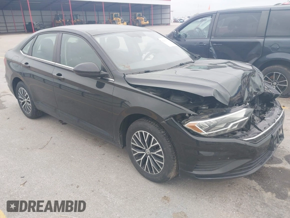 2021 Volkswagen Jetta S z VIN 3VWC57BU5MM008733, wystawiony jako IAAI lot #42527371 z przebiegiem 76 548 mil mil oraz . Historia ofert i sprzedaży dostępna na DreamBid. Obrazek 1.