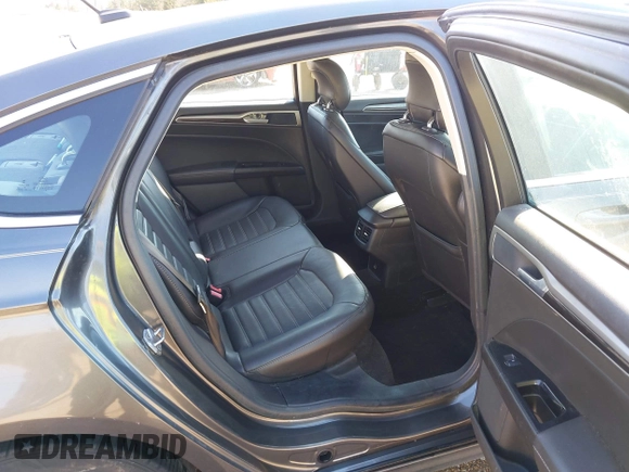 2015 Ford Fusion SE with VIN 1FA6P0HD2F5105136, listed as a IAAI auction lot 41688771 with 100,655 mi miles and . Bid and sale history available at DreamBid. Image 8.