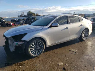 2017 Kia Cadenza Premium with VIN KNALB4J19H5050526, listed as a Copart auction lot 82837374 with 120,201 mi miles and Salvage Title. Bid and sale history available at carsss.com. Image 1.