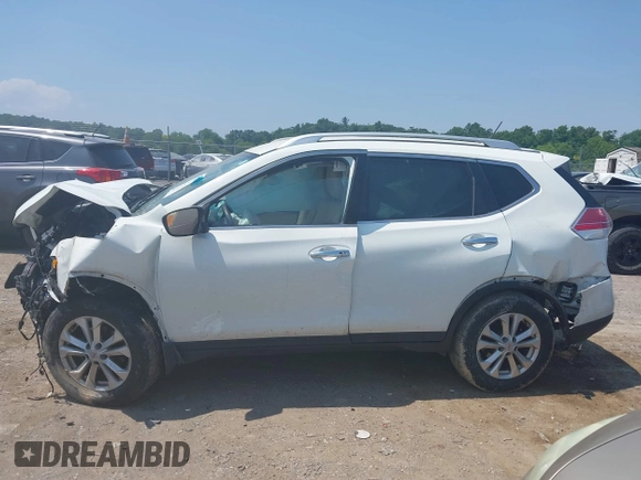 2016 Nissan Rogue SV z VIN KNMAT2MV0GP714595, wystawiony jako IAAI lot #42413568 z przebiegiem 125 921 mil mil oraz . Historia ofert i sprzedaży dostępna na DreamBid. Obrazek 14.