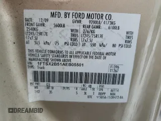 2010 Ford F-250 XL z VIN 1FTSX2B51AEB05501, wystawiony jako Copart lot #43577695 z przebiegiem 183 441 mil mil oraz Szkody całkowita. Historia ofert i sprzedaży dostępna na DreamBid. Obrazek 12.