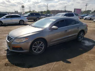 2010 Volkswagen CC Luxury with VIN WVWHL7AN0AE520751, listed as a Copart auction lot 72500714 with 162,243 mi miles and Salvage Title. Bid and sale history available at carsss.com. Image 1.
