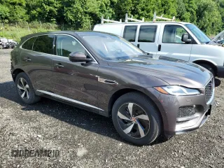 2021 Jaguar F-Pace S with VIN SADCJ2EX0MA686542, listed as a Copart auction lot 64384885 with 18,993 mi miles and Salvage title. Bid and sale history available at DreamBid. Image 4.
