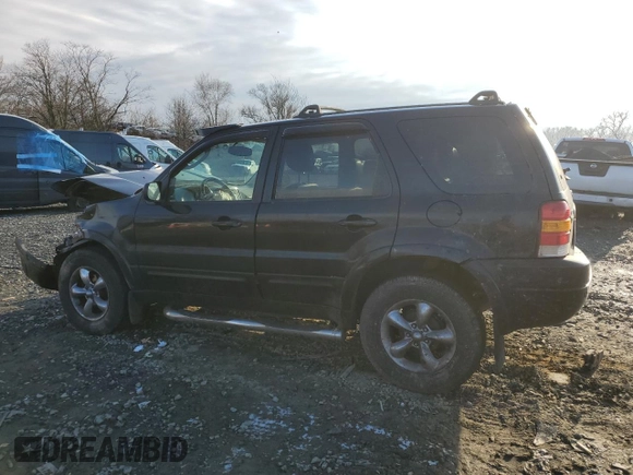 2003 Ford Escape Limited with VIN 1FMCU94183KC75824, listed as a Copart auction lot 86476034 with 92,424 mi miles and Salvage Title. Bid and sale history available at carsss.com. Image 2.