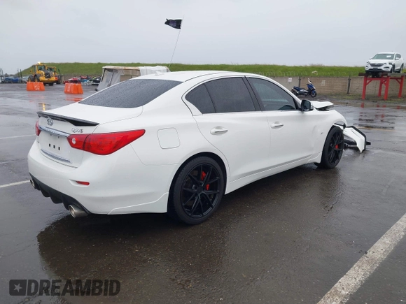 2015 Infiniti Q50 Premium with VIN JN1BV7AR1FM393866, listed as a IAAI auction lot 41807059 with 79,300 mi miles. Bid and sale history available at carsss.com. Image 4.
