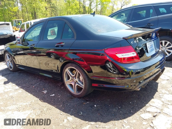 2008 Mercedes-Benz C 63 AMG with VIN WDDGF77X08F179566, listed as a IAAI auction lot 41984926 with 84,266 mi miles and . Bid and sale history available at DreamBid. Image 3.
