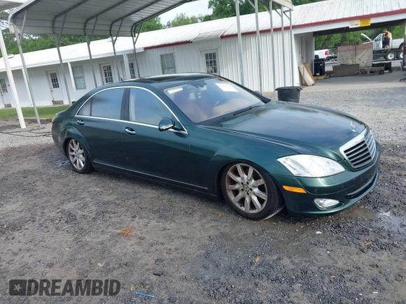 2007 Mercedes-Benz S 550 with VIN WDDNG71X77A090036, listed as a IAAI auction lot 42117580 with 137,160 mi miles and . Bid and sale history available at carsss.com. Image 1.