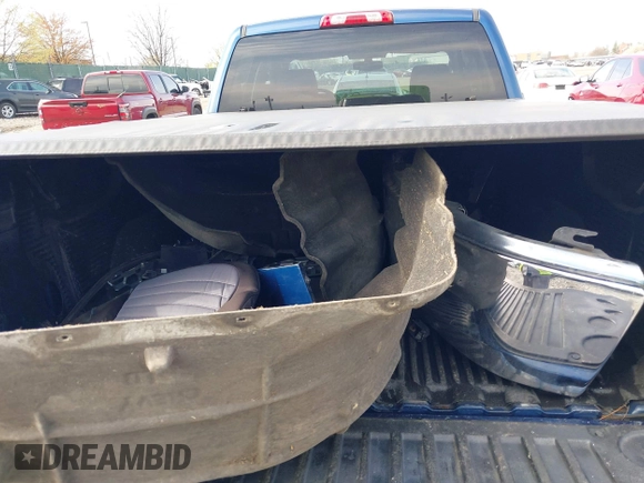2015 Chevrolet Silverado 1500 LT with VIN 1GCVKREH4FZ198461, listed as a IAAI auction lot 42026231 with 116,075 mi miles. Bid and sale history available at carsss.com. Image 12.