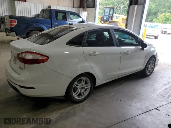 2019 Ford Fiesta SE z VIN 3FADP4BJ6KM112222, wystawiony jako Copart lot #54720095 z przebiegiem 73 492 mil mil oraz Szkoda całkowita • Salvage title. Historia ofert i sprzedaży dostępna na DreamBid. Obrazek 3.