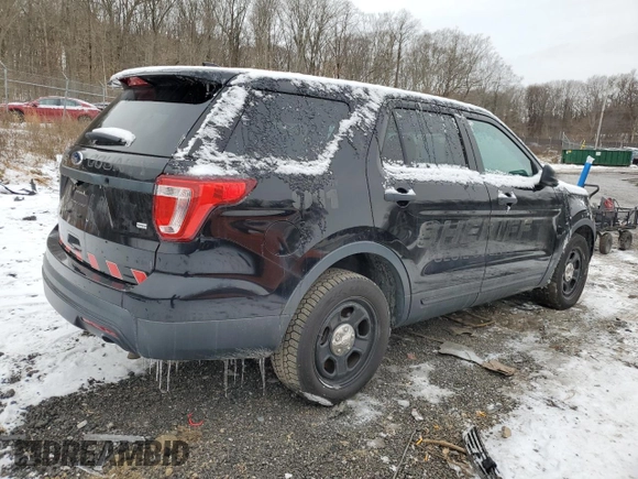 2016 Ford Utility Police Interceptor with VIN 1FM5K8AR7GGB80991, listed as a Copart auction lot 88179645 with 102,489 mi miles and Clean Title. Bid and sale history available at carsss.com. Image 3.