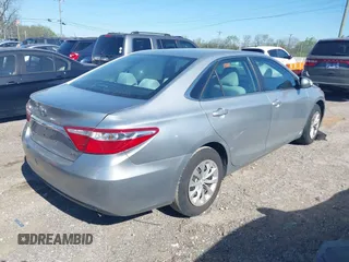 2017 Toyota Camry XLE with VIN 4T1BF1FK3HU629953, listed as a IAAI auction lot 42012261 with 95,199 mi miles. Bid and sale history available at carsss.com. Image 4.