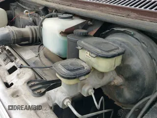 1988 Chevrolet Chevy Van z VIN 1GCEG25H4J7104141, wystawiony jako IAAI lot #43097646 z przebiegiem 10 988 mil mil oraz . Historia ofert i sprzedaży dostępna na DreamBid. Obrazek 17.