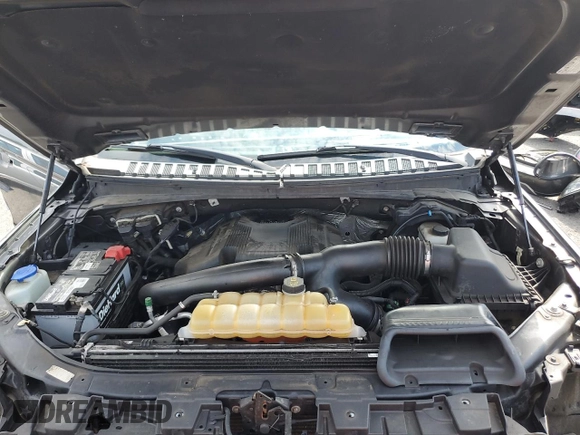 2018 Ford Expedition Max Limited with VIN 1FMJK2AT7JEA18675, listed as a Copart auction lot 62409535 with 121,330 mi miles and Salvage title. Bid and sale history available at DreamBid. Image 12.