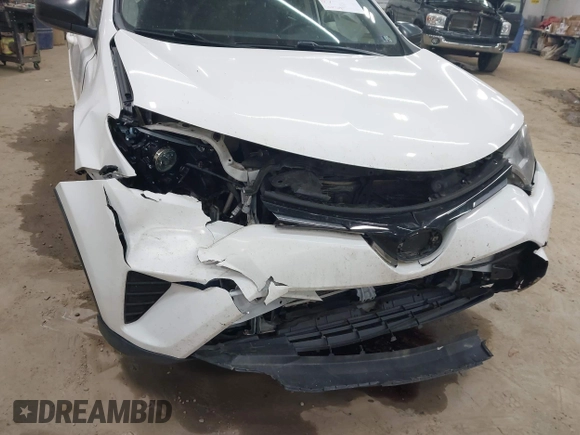 2018 Toyota RAV4 LE z VIN JTMBFREV7JJ207951, wystawiony jako IAAI lot #42376282 z przebiegiem 109 704 mil mil oraz . Historia ofert i sprzedaży dostępna na DreamBid. Obrazek 6.