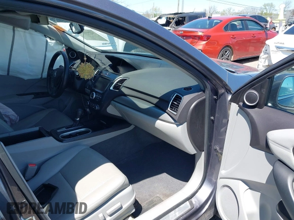 2017 Acura RDX w/Technology Pkg with VIN 5J8TB4H56HL027701, listed as a IAAI auction lot 42040011 with 115,770 mi miles. Bid and sale history available at carsss.com. Image 5.