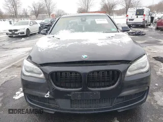 2015 BMW 7 Series 750i xDrive with VIN WBAYB6C54FD225432, listed as a IAAI auction lot 41286904 with 94,139 mi miles. Bid and sale history available at carsss.com. Image 12.