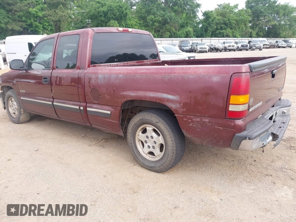 2001 Chevrolet Silverado 1500 LS with VIN 2GCEC19T911148055, listed as a IAAI auction lot 42101561 with 209,174 mi miles. Bid and sale history available at carsss.com. Image 3.