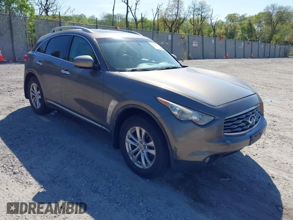 2011 Infiniti FX35 with VIN JN8AS1MW0BM141914, listed as a IAAI auction lot 42151160 with 211,708 mi miles. Bid and sale history available at carsss.com. Image 1.