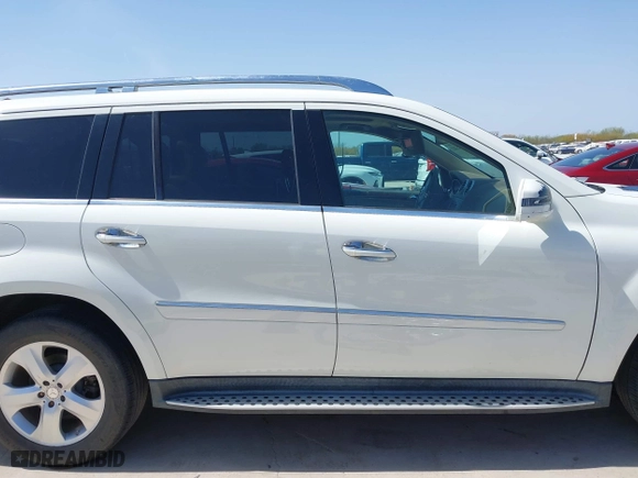 2011 Mercedes-Benz GL-Class GL 450 with VIN 4JGBF7BE7BA758192, listed as a IAAI auction lot 41815909 with 168,823 mi miles. Bid and sale history available at carsss.com. Image 13.