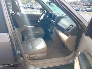 2006 Honda CR-V EX SE with VIN SHSRD78956U425448, listed as a IAAI auction lot 42024670 with 202,635 mi miles. Bid and sale history available at carsss.com. Image 5.