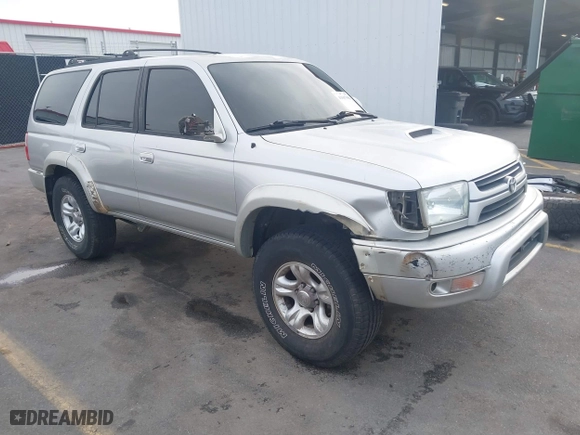 2001 Toyota 4Runner SR5 with VIN JT3GN86R410210918, listed as a IAAI auction lot 41607086 with 267,219 mi miles. Bid and sale history available at carsss.com. Image 1.