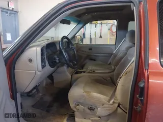 2001 Chevrolet Silverado 1500 LT with VIN 2GCEK19T411274200, listed as a IAAI auction lot 41505190 with 112,751 mi miles. Bid and sale history available at carsss.com. Image 5.