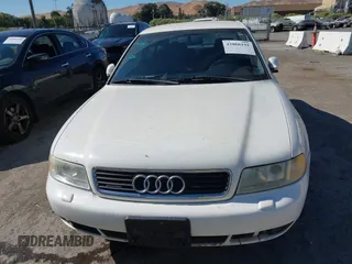 2001 Audi A4 с VIN WAUDH68D61A084340, выставлен на аукционе IAAI как лот 42866191 с пробегом 141 970 миль миль и . История ставок и продаж доступна на DreamBid. Изображение 6.