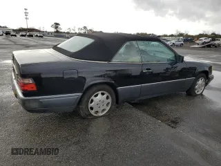 1995 Mercedes-Benz E Class with VIN WDBEA66E8SC239370, listed as a Copart auction lot 79059564 with 119,074 mi miles and Salvage Title. Bid and sale history available at carsss.com. Image 3.