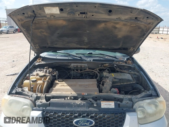 2005 Ford Escape Hybrid with VIN 1FMCU95H55KC07544, listed as a IAAI auction lot 42104756 with 250,109 mi miles and . Bid and sale history available at DreamBid. Image 10.