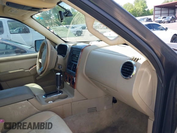 2007 Ford Explorer Eddie Bauer с VIN 1FMEU64E87UA42370, выставлен на аукционе IAAI как лот 42209133 с пробегом 156 223 миль миль и . История ставок и продаж доступна на DreamBid. Изображение 5.
