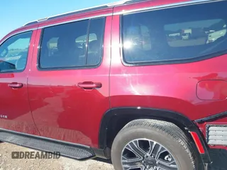 2024 Jeep Wagoneer Series II with VIN 1C4SJUBP2RS177139, listed as a IAAI auction lot 42224164 with 31,229 mi miles and . Bid and sale history available at DreamBid. Image 14.