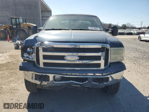 2006 Ford F-250 XL z VIN 1FTSX21P26EB66849, wystawiony jako Copart lot #47674665 z przebiegiem 135 771 mil mil oraz Szkoda całkowita • Salvage title. Historia ofert i sprzedaży dostępna na DreamBid. Obrazek 5.