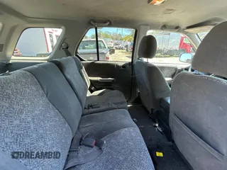 2002 Isuzu Rodeo S z VIN 4S2CK58W124324362, wystawiony jako Copart lot #49668045 z przebiegiem Nie podano mil oraz Czysty tytuł • Clean title. Historia ofert i sprzedaży dostępna na DreamBid. Obrazek 6.
