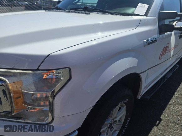 2020 Ford F-150 XL z VIN 1FTFX1E43LKD53512, wystawiony jako IAAI lot #42792761 z przebiegiem 46 026 mil mil oraz . Historia ofert i sprzedaży dostępna na DreamBid. Obrazek 9.